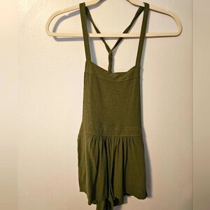 Forever 21 olive green romper tie back size Small